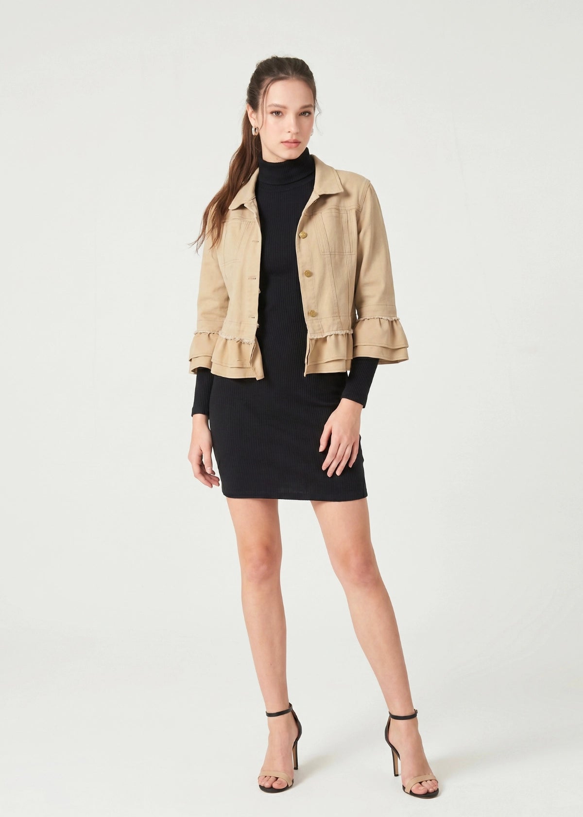 24039-4: COTTON Ruffle Trim Cropped Jacket (Warm Beige)